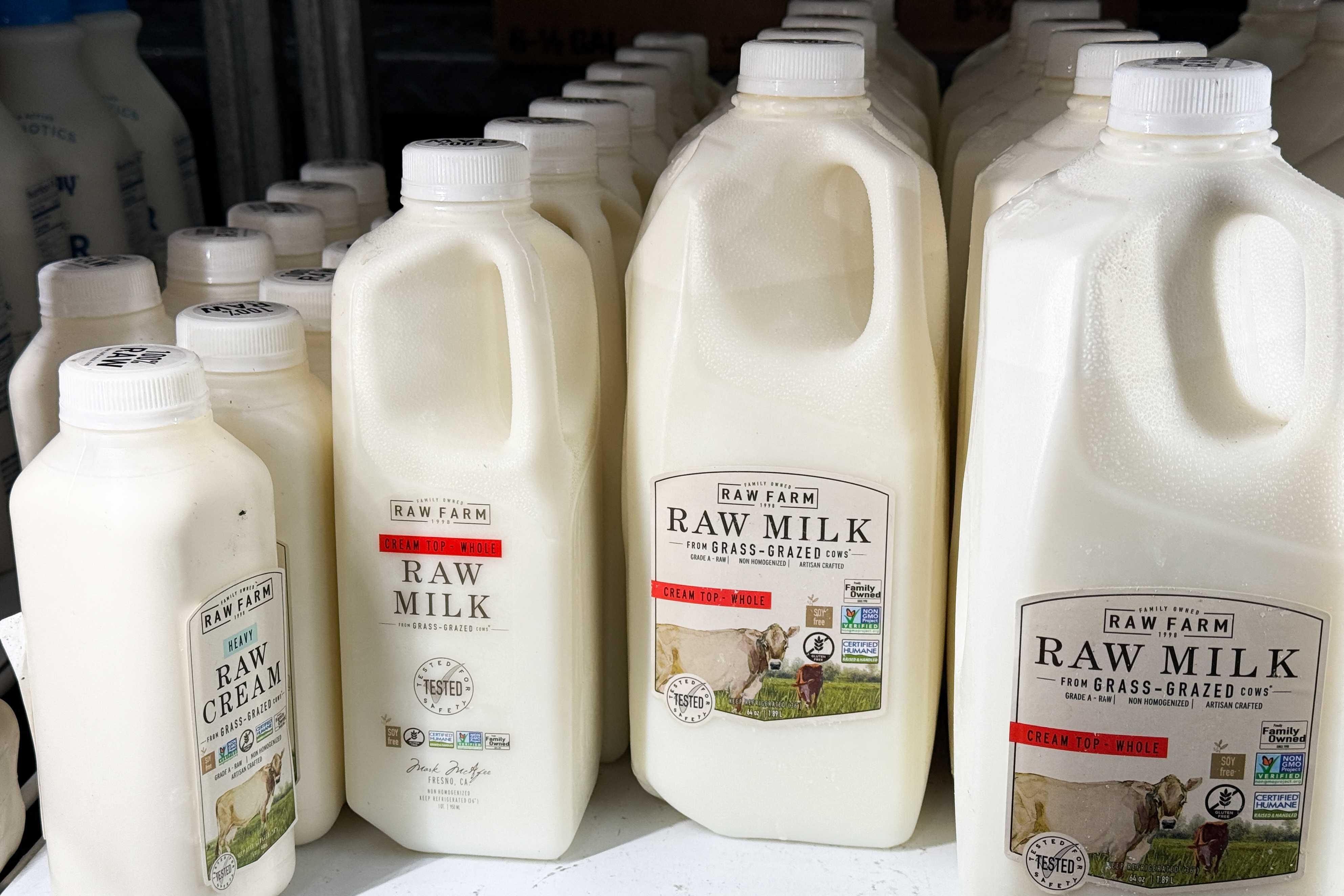 Reality TV show contestant said he drinks raw milk. Research shows that’s risky — Hartland Health news