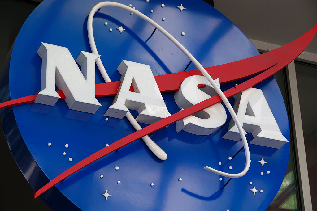 Aging NASA telescope sinks toward Earth after failed rescue attempt — FOX 6 Weather